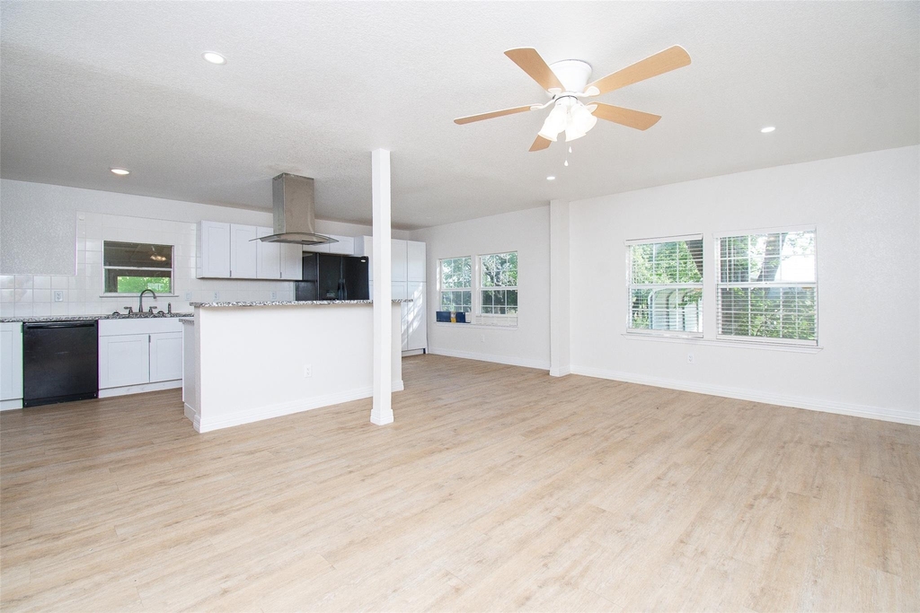 199 Apache Springs Rd - Photo 3