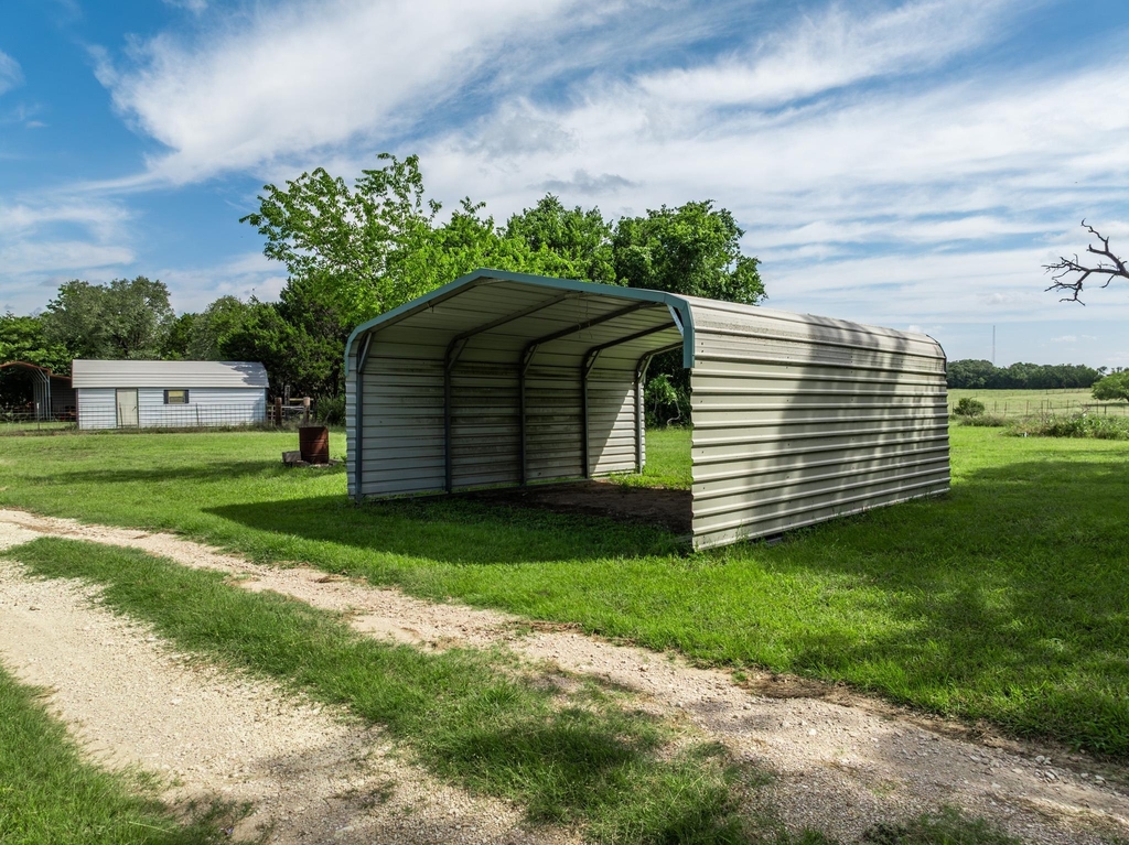 199 Apache Springs Rd - Photo 32