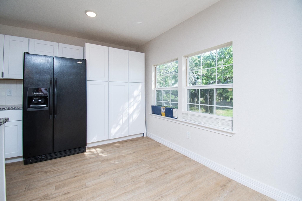 199 Apache Springs Rd - Photo 7
