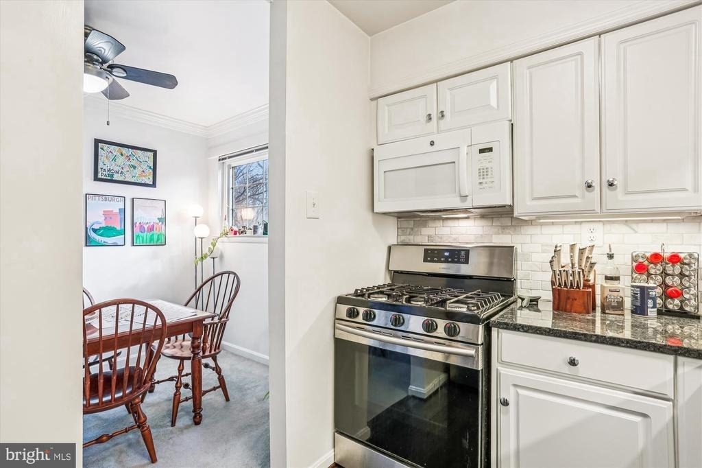 921 Prospect Street - Photo 11