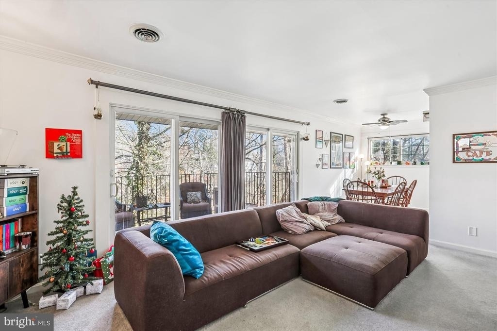 921 Prospect Street - Photo 6