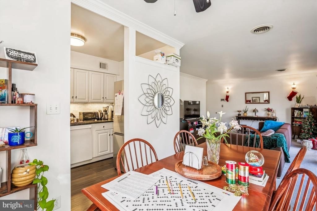 921 Prospect Street - Photo 8