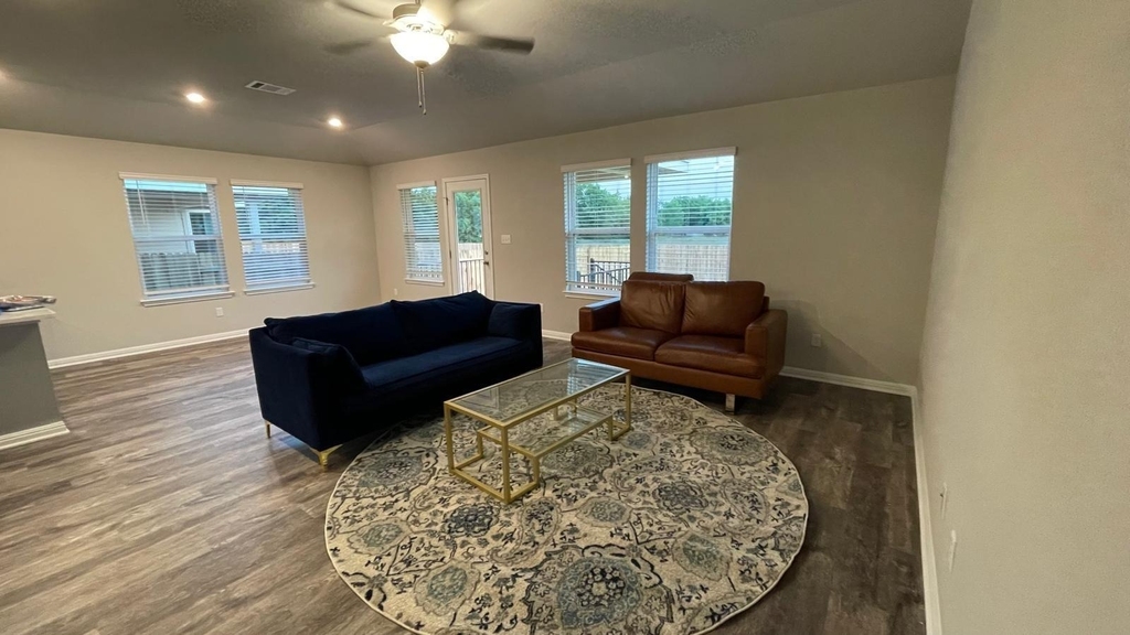323 Durango Downs Dr - Photo 8