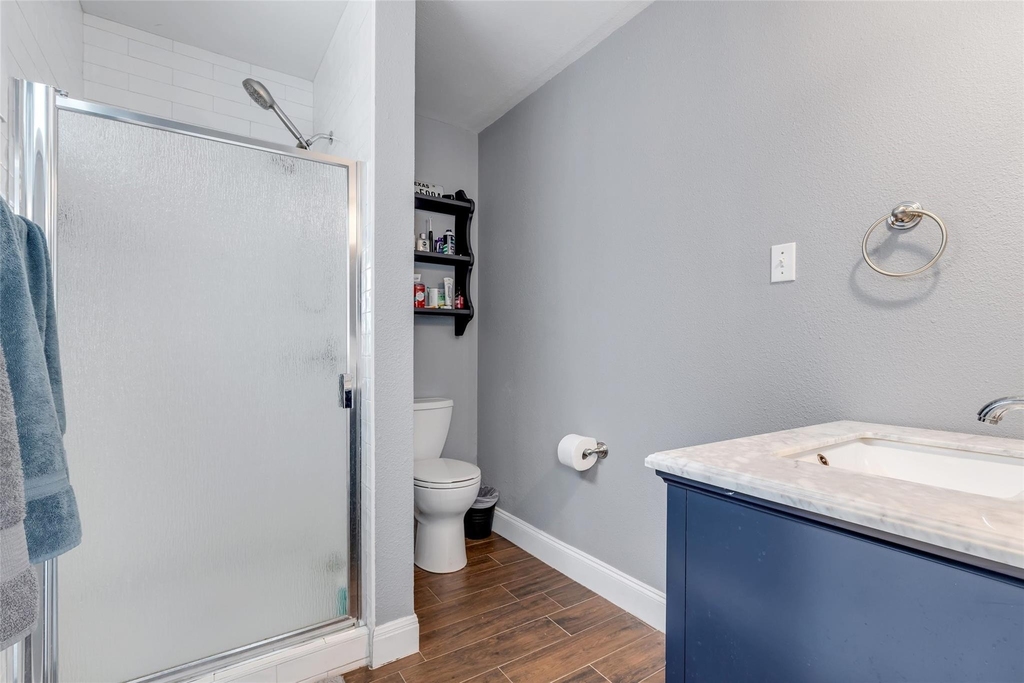 815 E 31st St - Photo 17