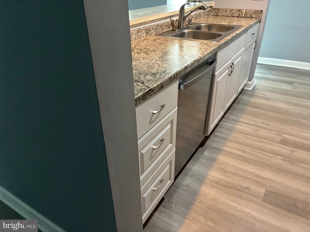 901 Cedar Crest Court - Photo 16