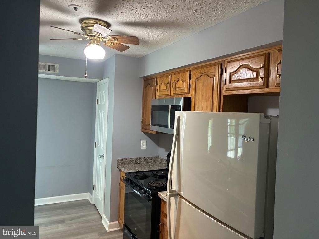 901 Cedar Crest Court - Photo 18