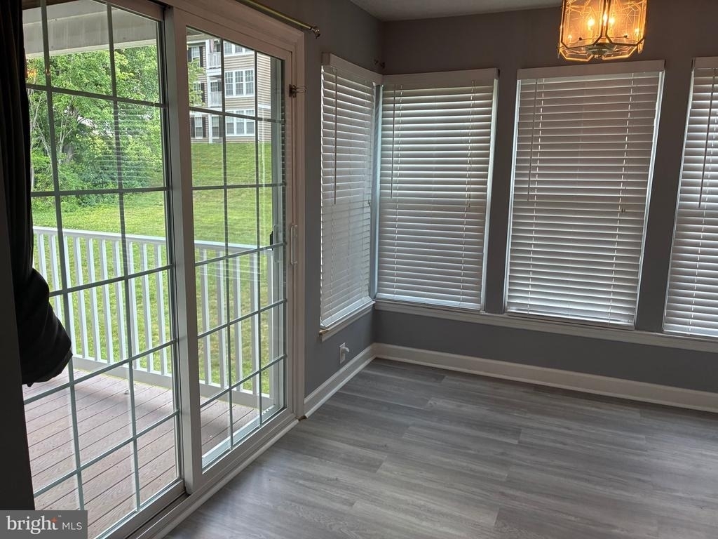 901 Cedar Crest Court - Photo 8