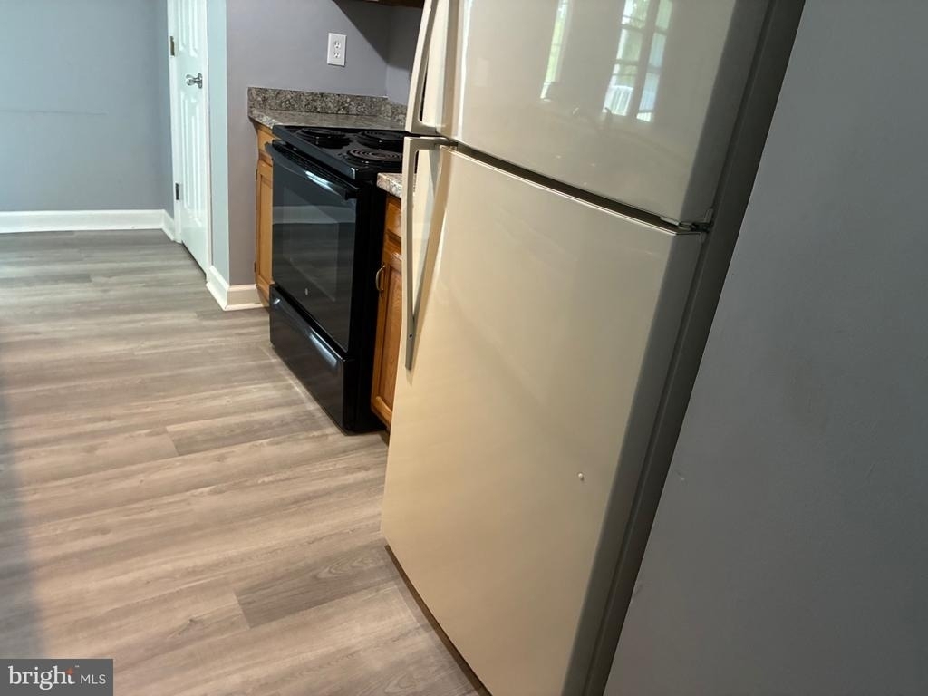 901 Cedar Crest Court - Photo 17