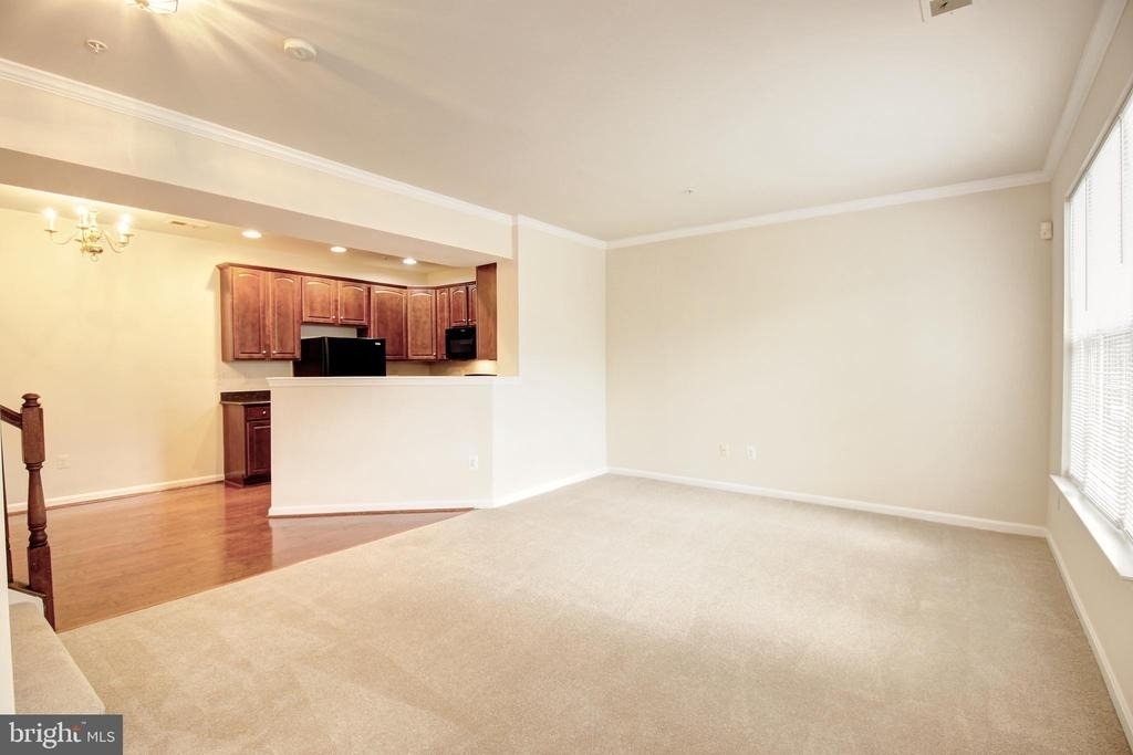 111 Twin Eagle Court - Photo 4