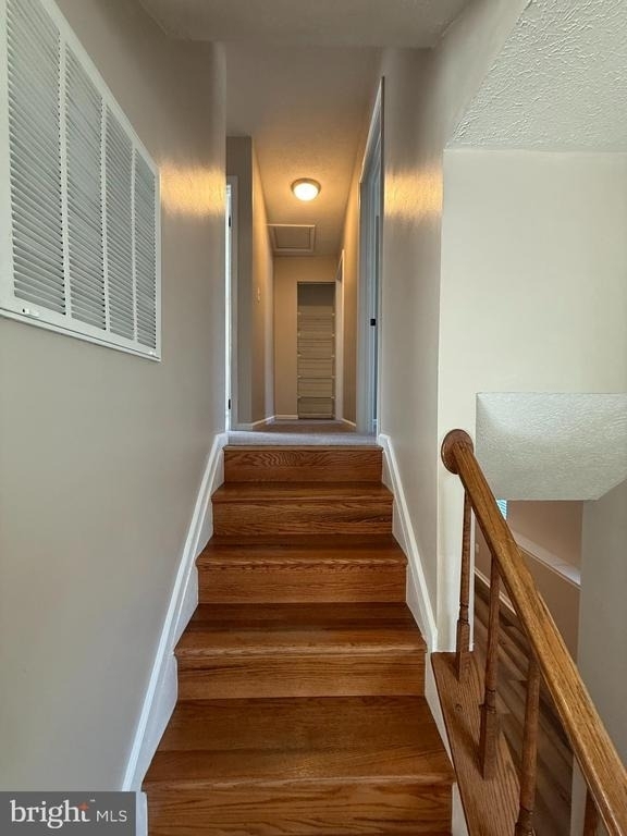 805 London Court - Photo 23