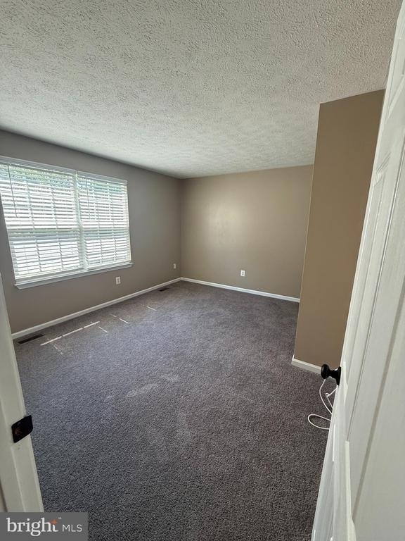 805 London Court - Photo 24