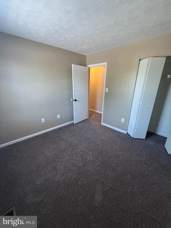 805 London Court - Photo 27