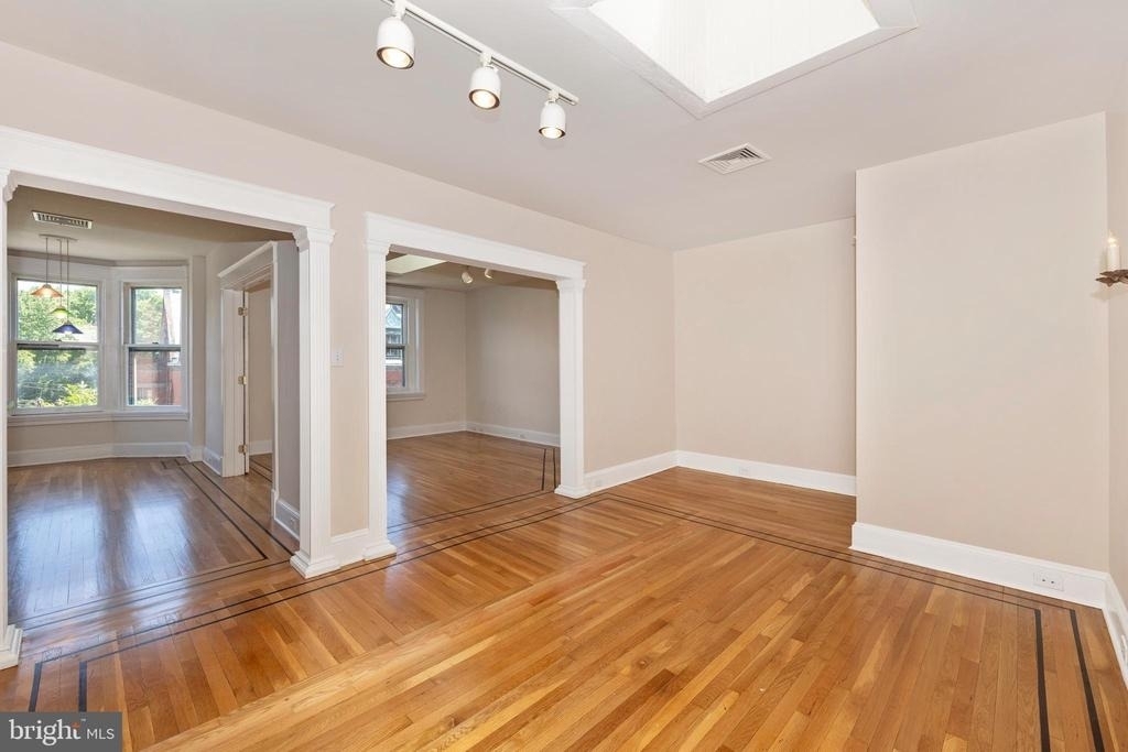 231 Market Street N - Photo 11
