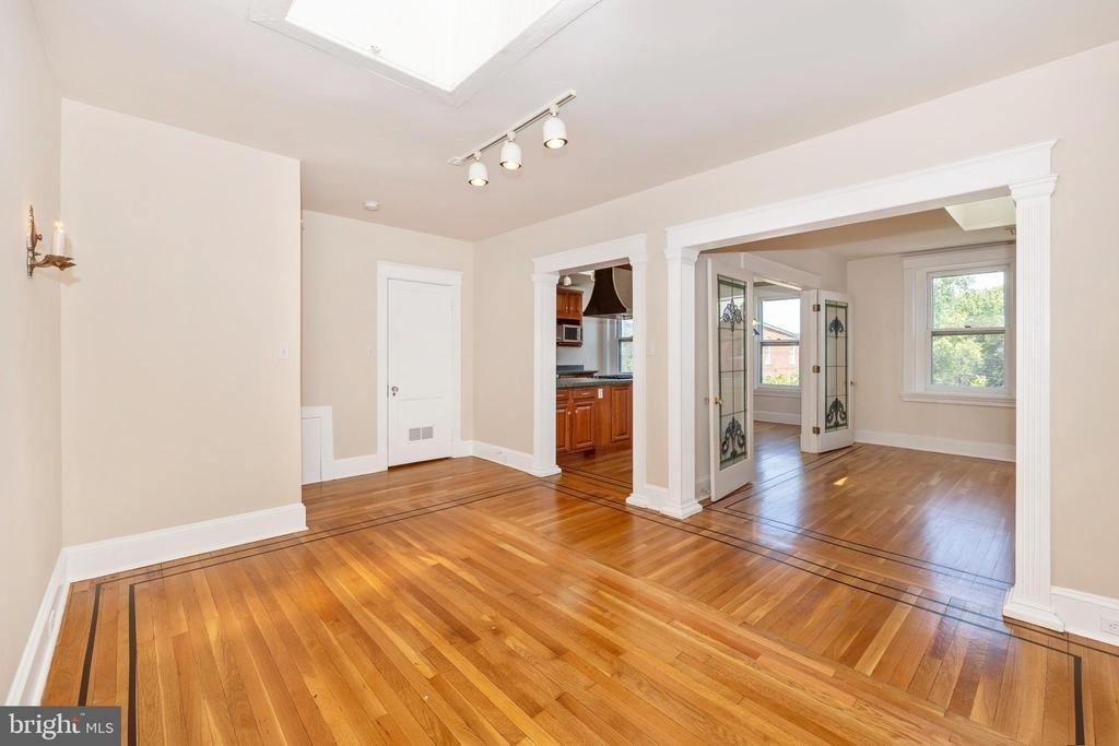 231 Market Street N - Photo 12