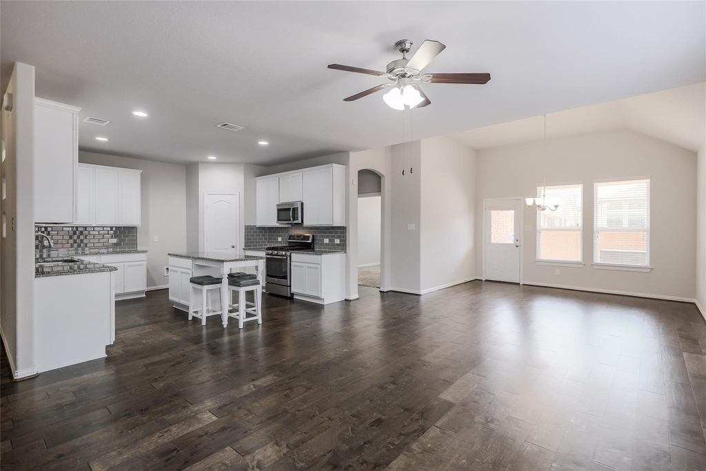 205 Penna Ln - Photo 2
