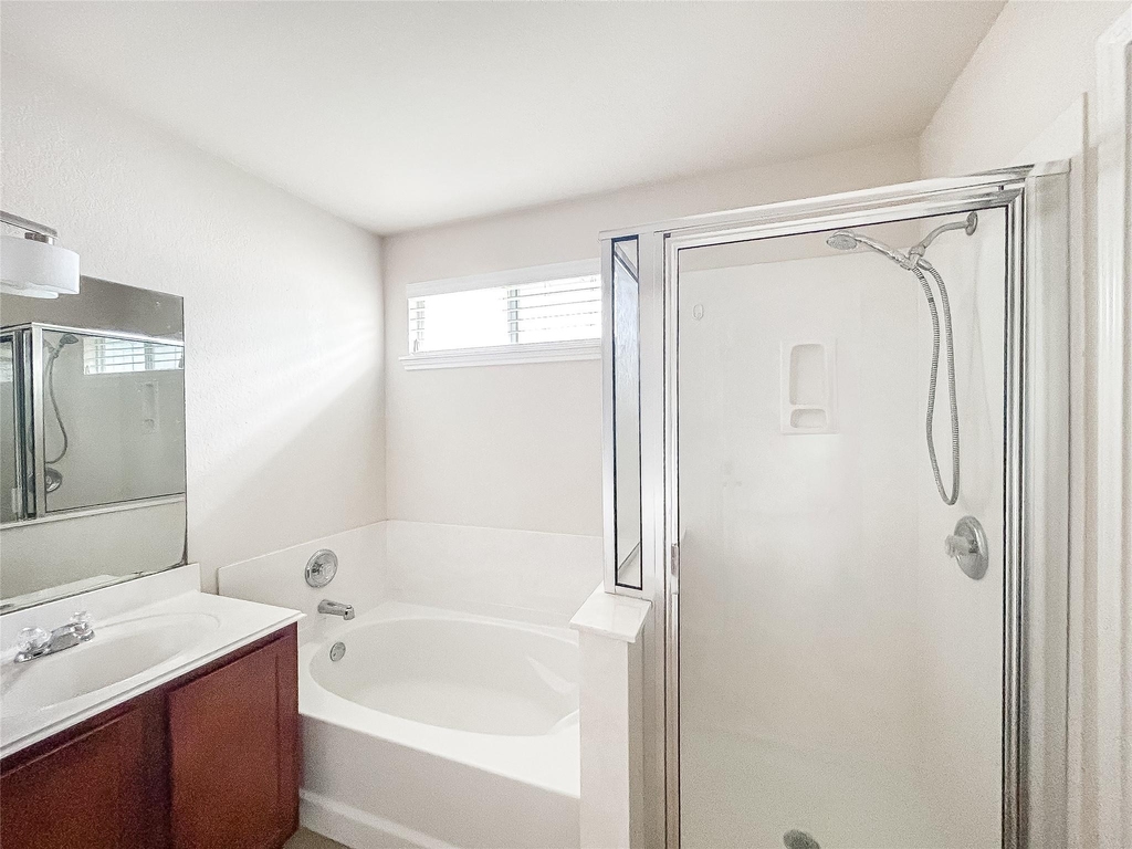 7810 Squirrel Hollow Dr - Photo 21