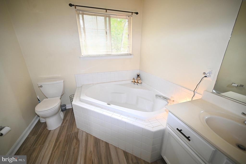 9172 Granite Court - Photo 28