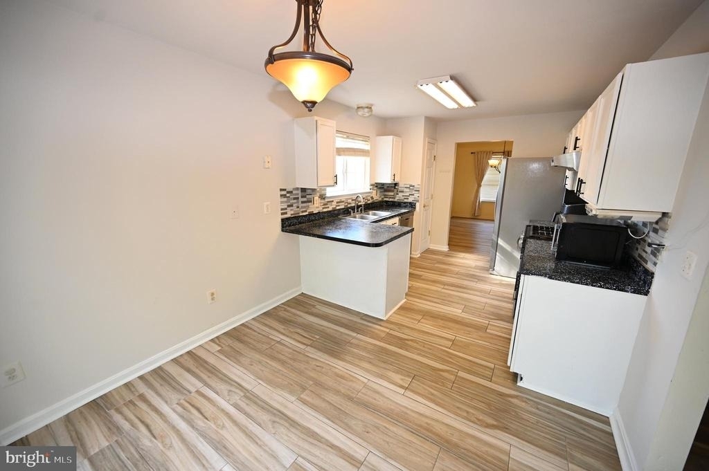 9172 Granite Court - Photo 10