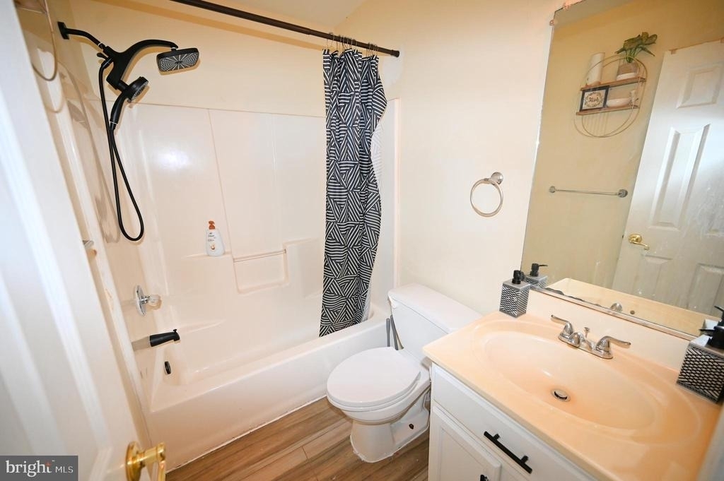9172 Granite Court - Photo 36