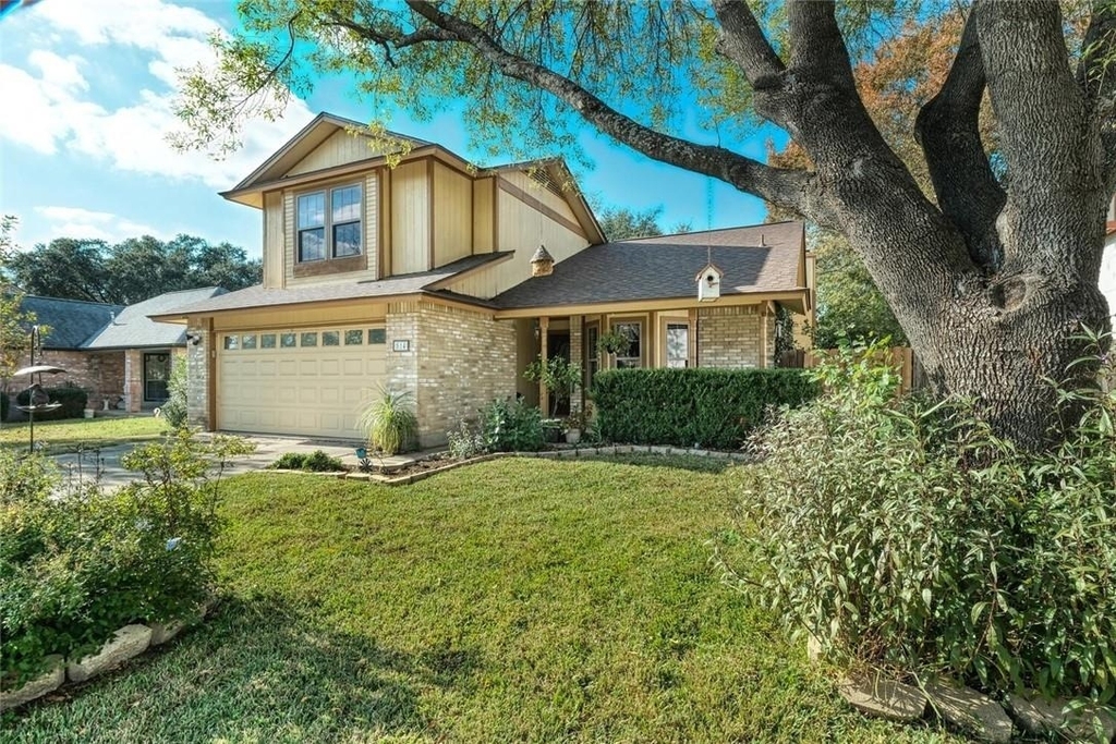 514 Maple Run - Photo 0