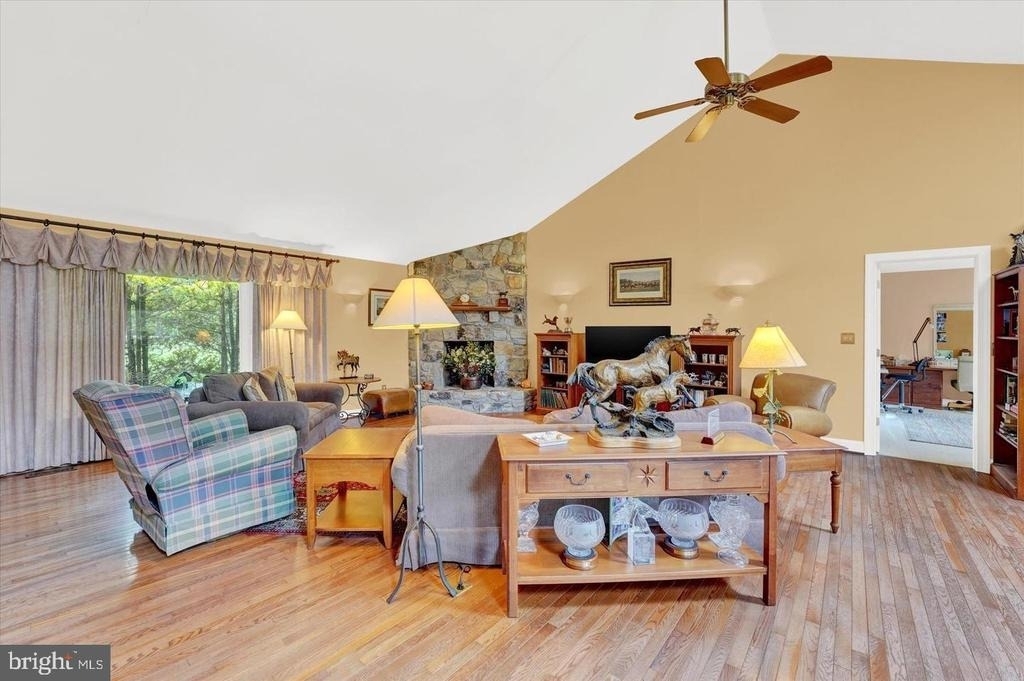 535 Nottingham Road - Photo 3