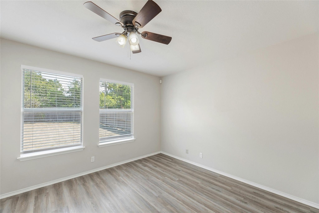 113 Matthew Dr - Photo 20