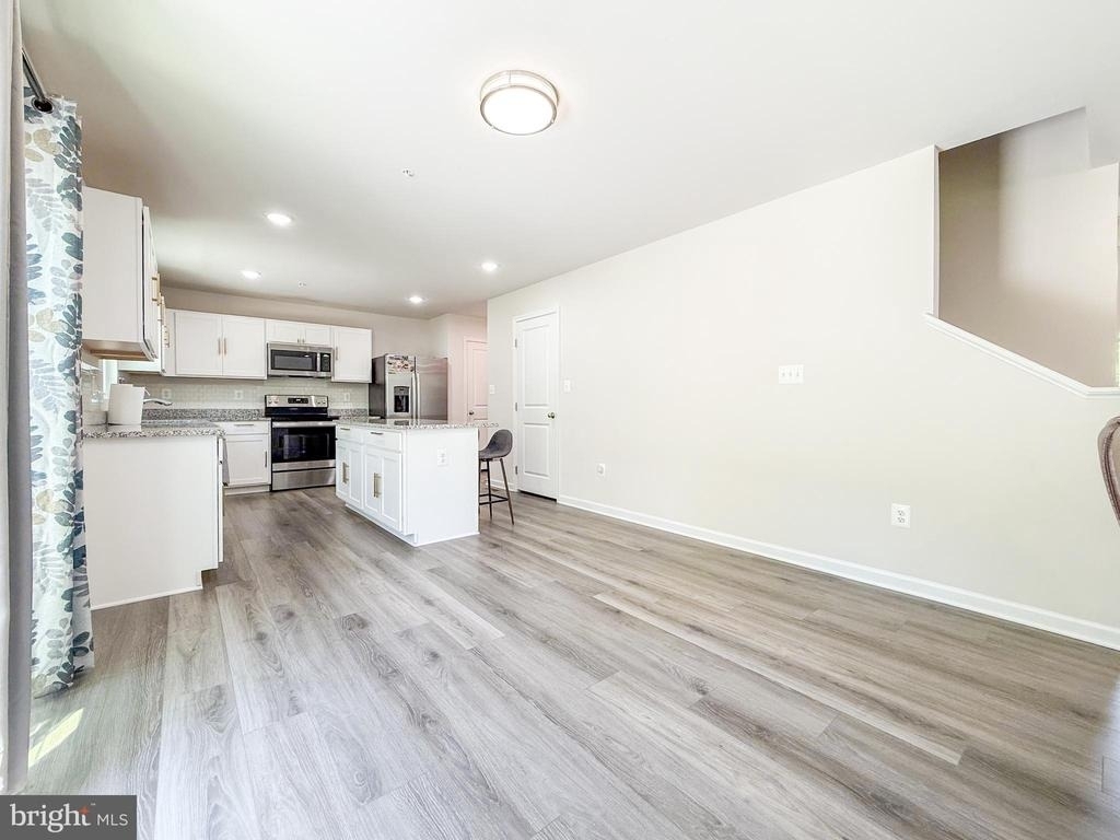 91 Goldspire Drive - Photo 10