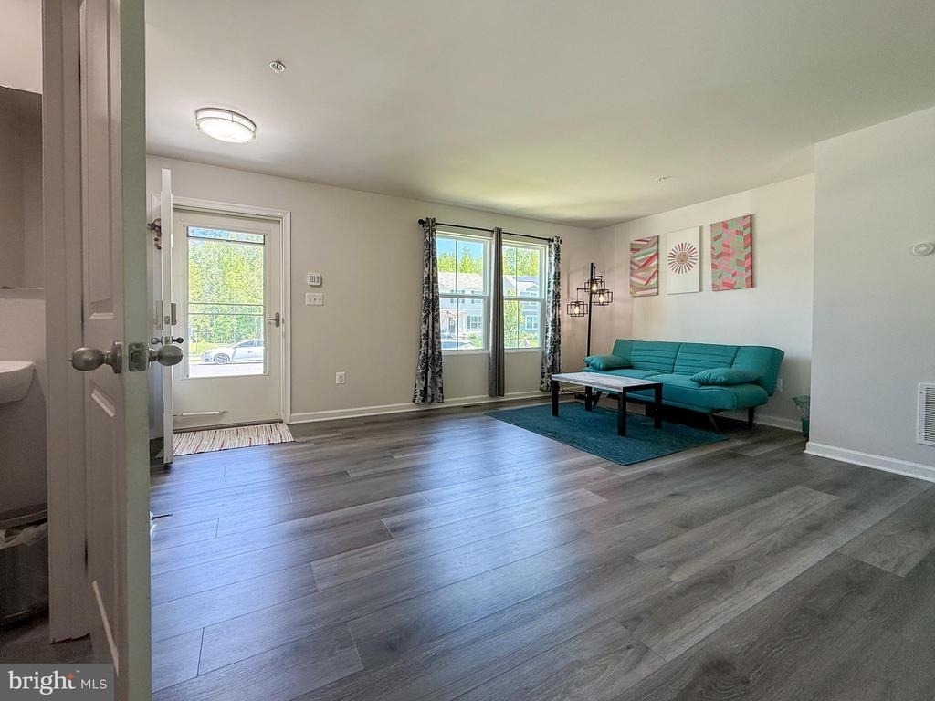 91 Goldspire Drive - Photo 3