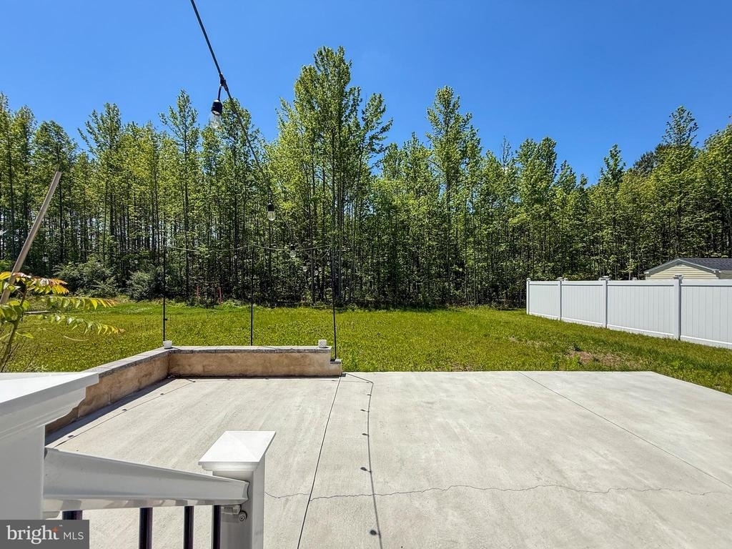 91 Goldspire Drive - Photo 40