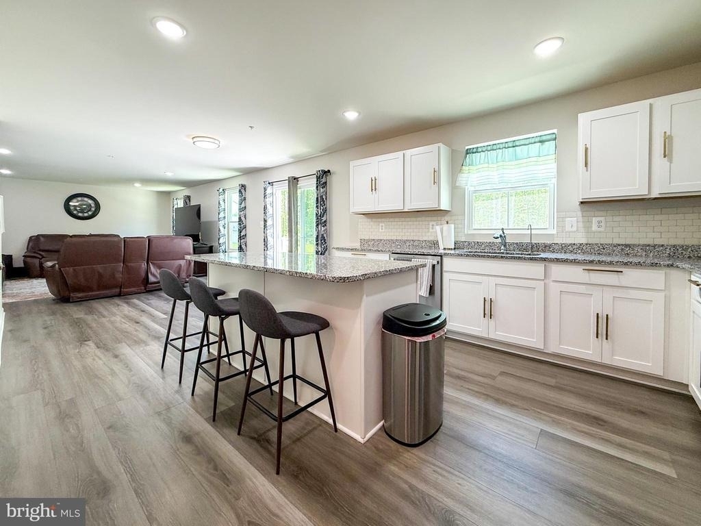 91 Goldspire Drive - Photo 14
