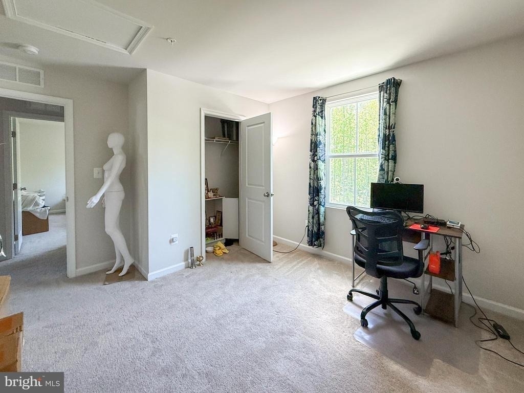 91 Goldspire Drive - Photo 37