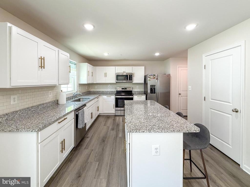 91 Goldspire Drive - Photo 12