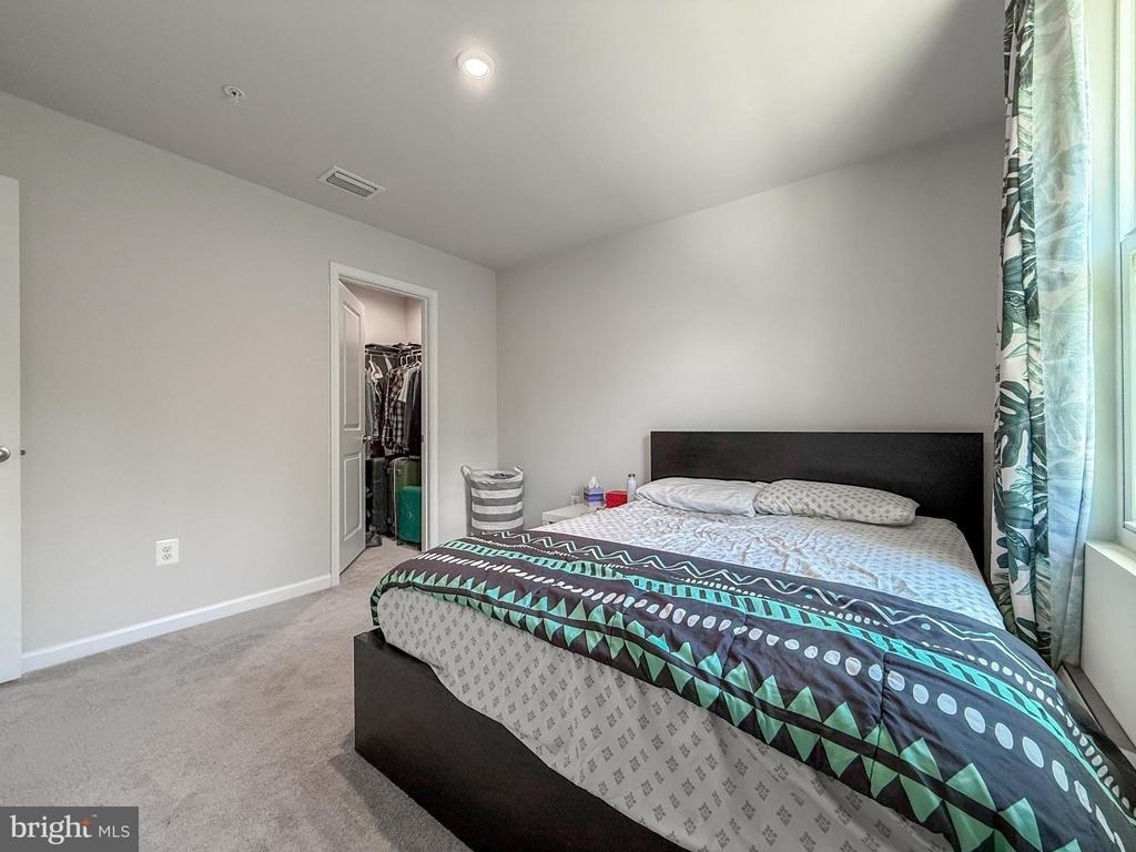 91 Goldspire Drive - Photo 34