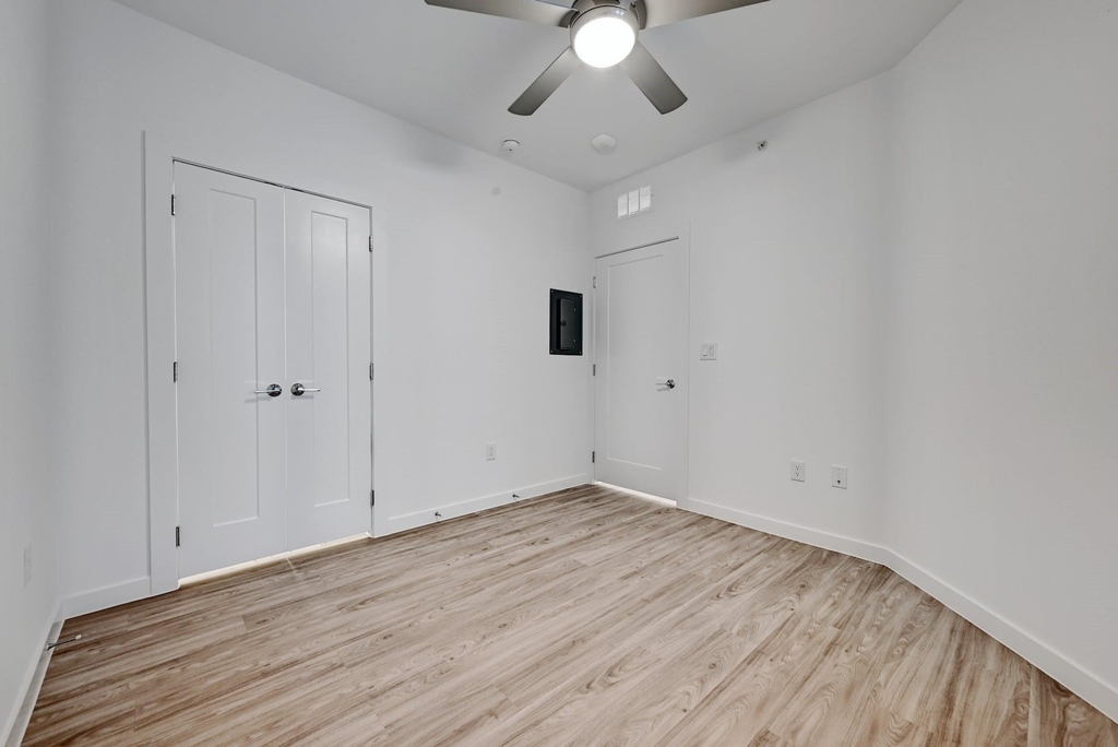4801 Springdale Rd - Photo 16