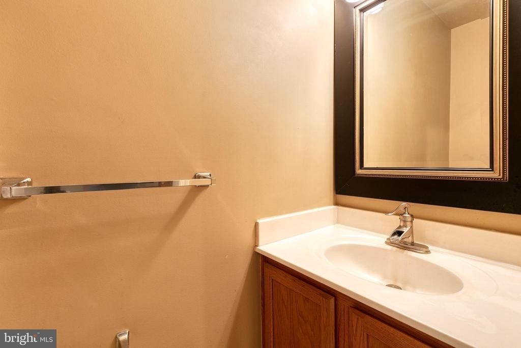 2816 Elliott Street - Photo 12