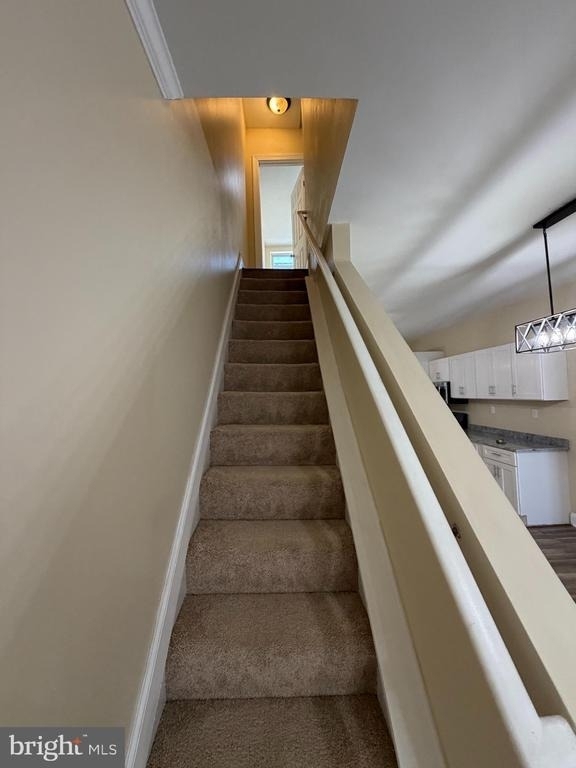 1904 E Lanvale Street - Photo 3