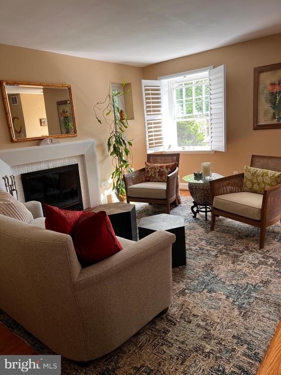 4027 Deepwood Road - Photo 1