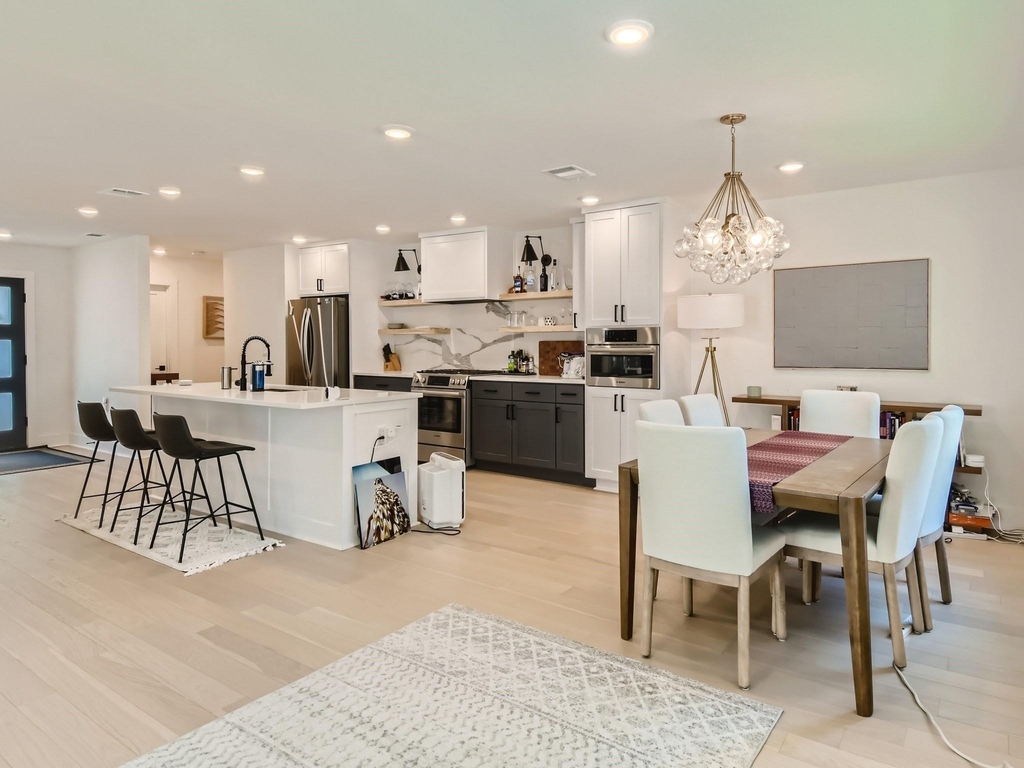 6215 Club Terrace - Photo 11