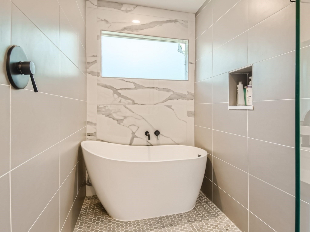 6215 Club Terrace - Photo 20