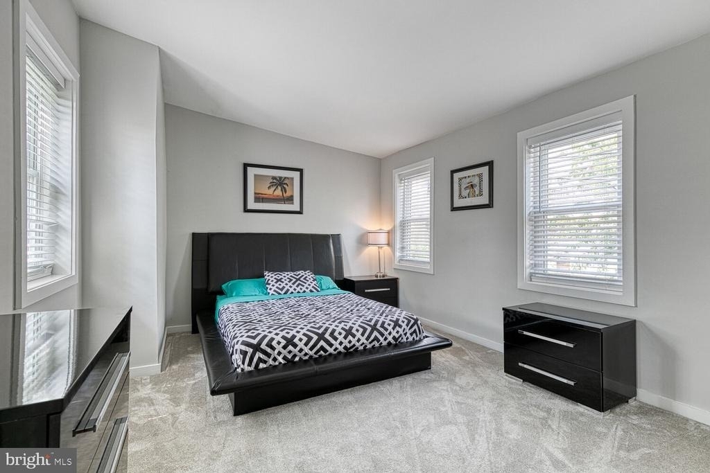 106 S Castle Street - Photo 21