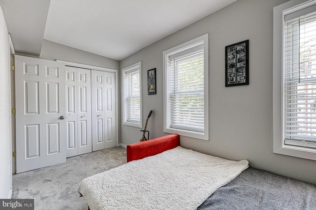 106 S Castle Street - Photo 25