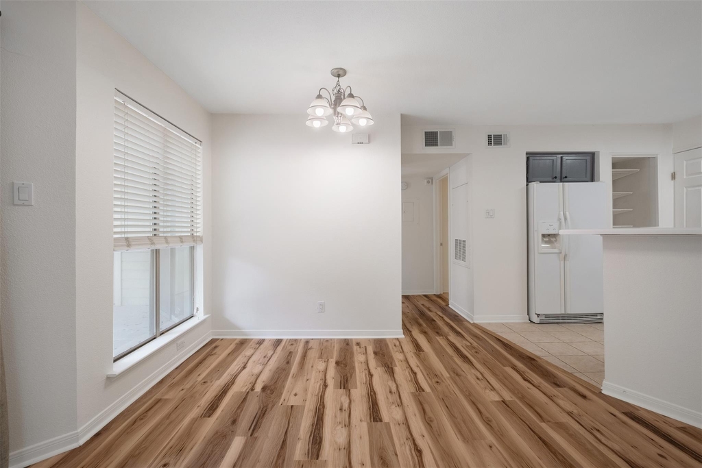 2450 Wickersham Ln - Photo 2