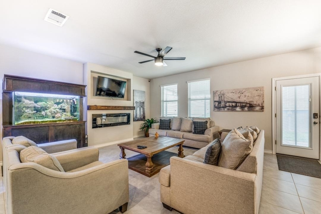 5921 Lehman Way - Photo 4