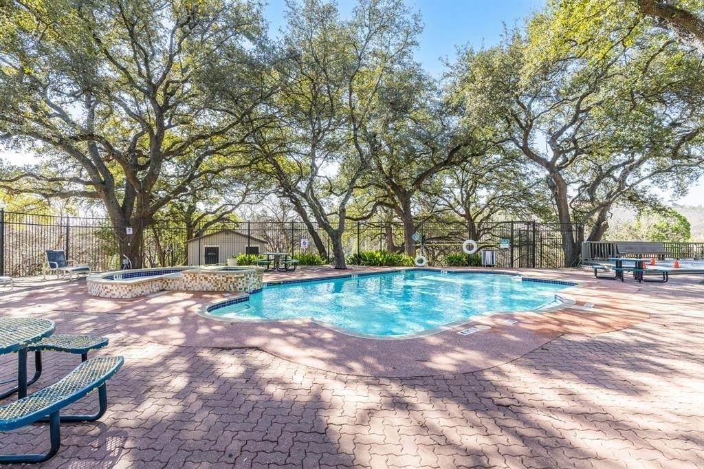 12166 Metric Blvd - Photo 3