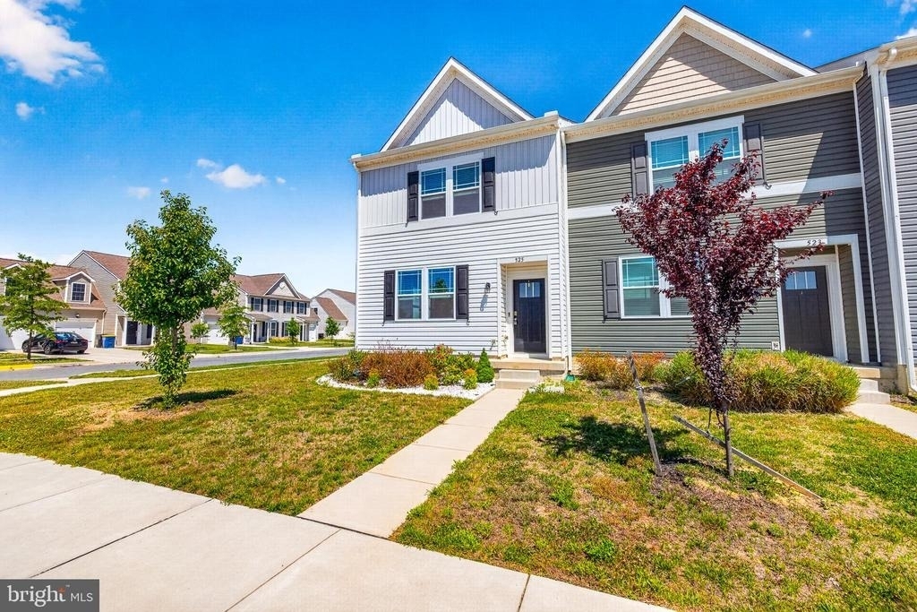 525 Little Eden Way - Photo 1