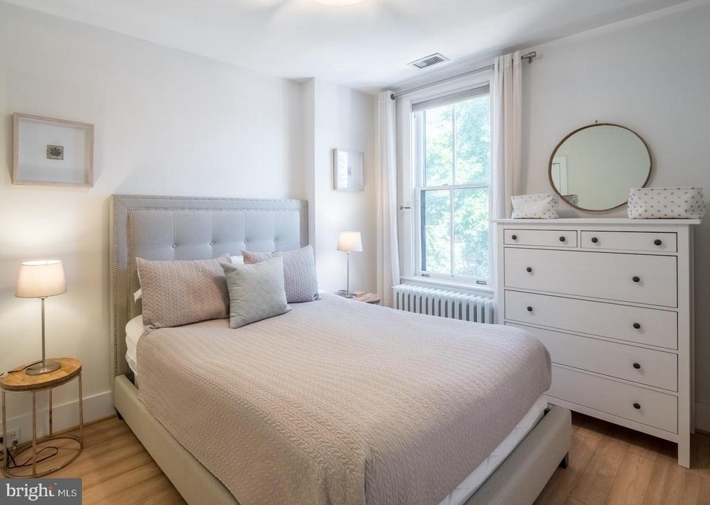 1407 33rd Street Nw - Photo 8