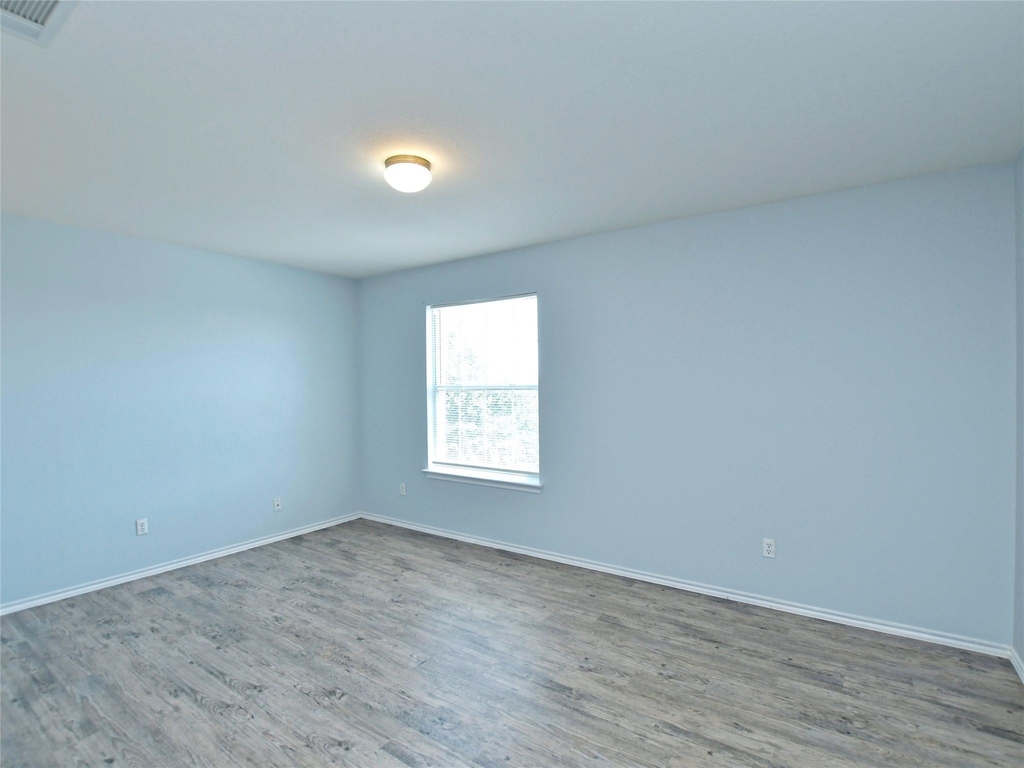 303 Banner Ave - Photo 15