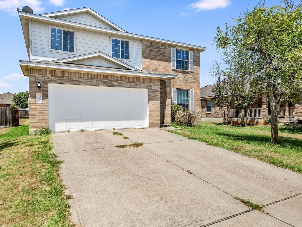 303 Banner Ave - Photo 1