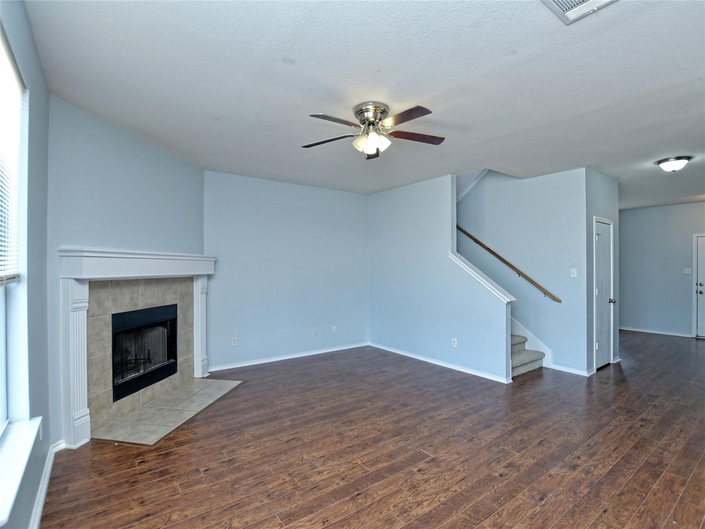 303 Banner Ave - Photo 7