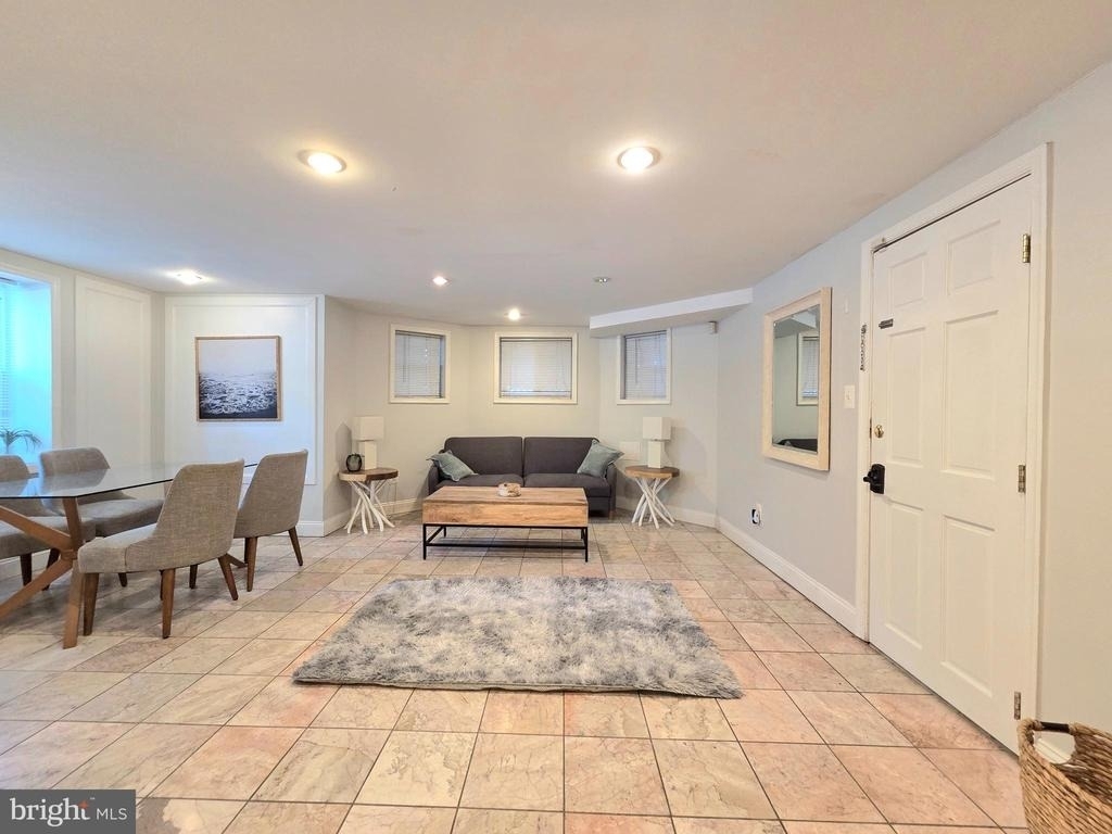 1101 P Street Nw - Photo 3